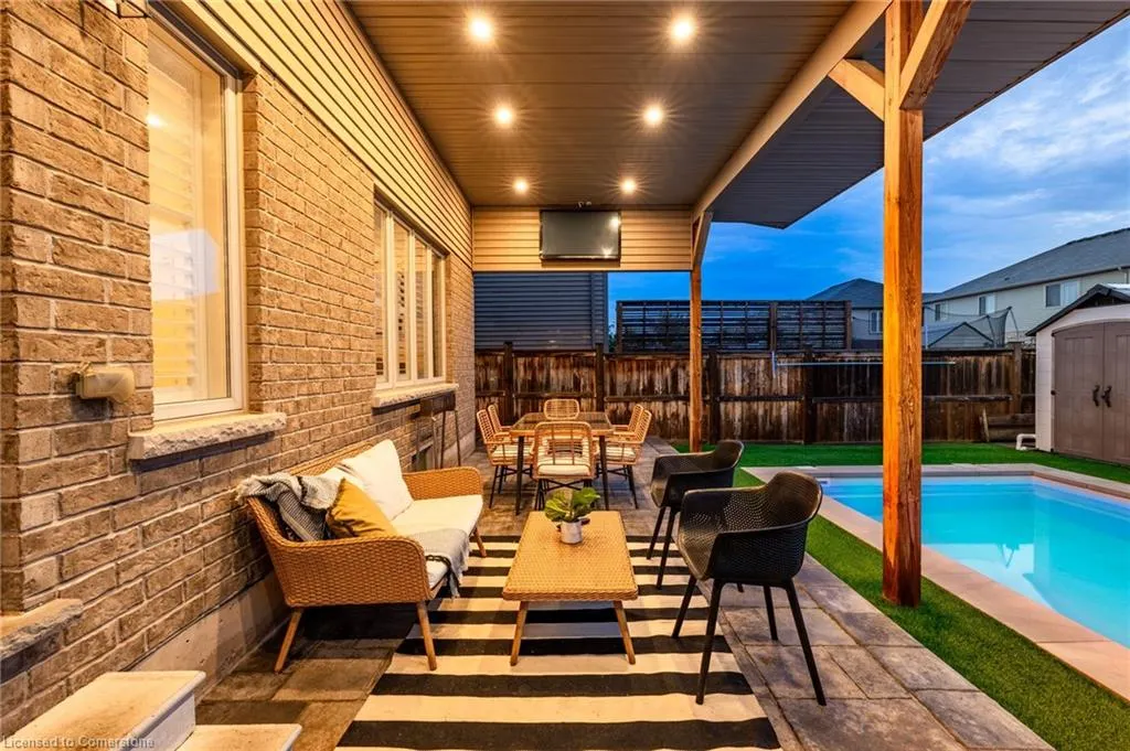 4884 Allan Court