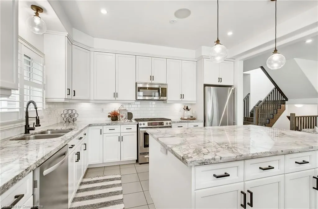 4884 Allan Court