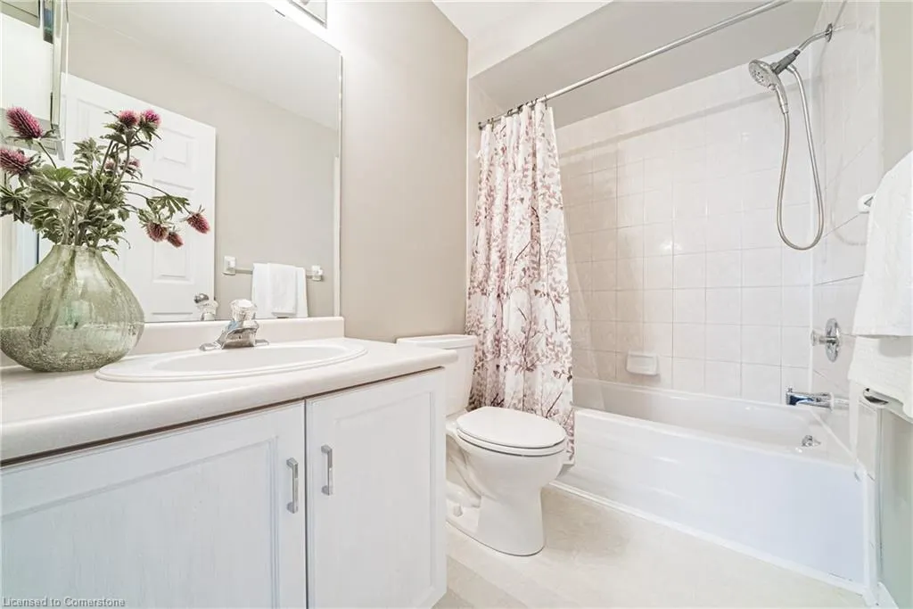 819 Upper Paradise Road, #11