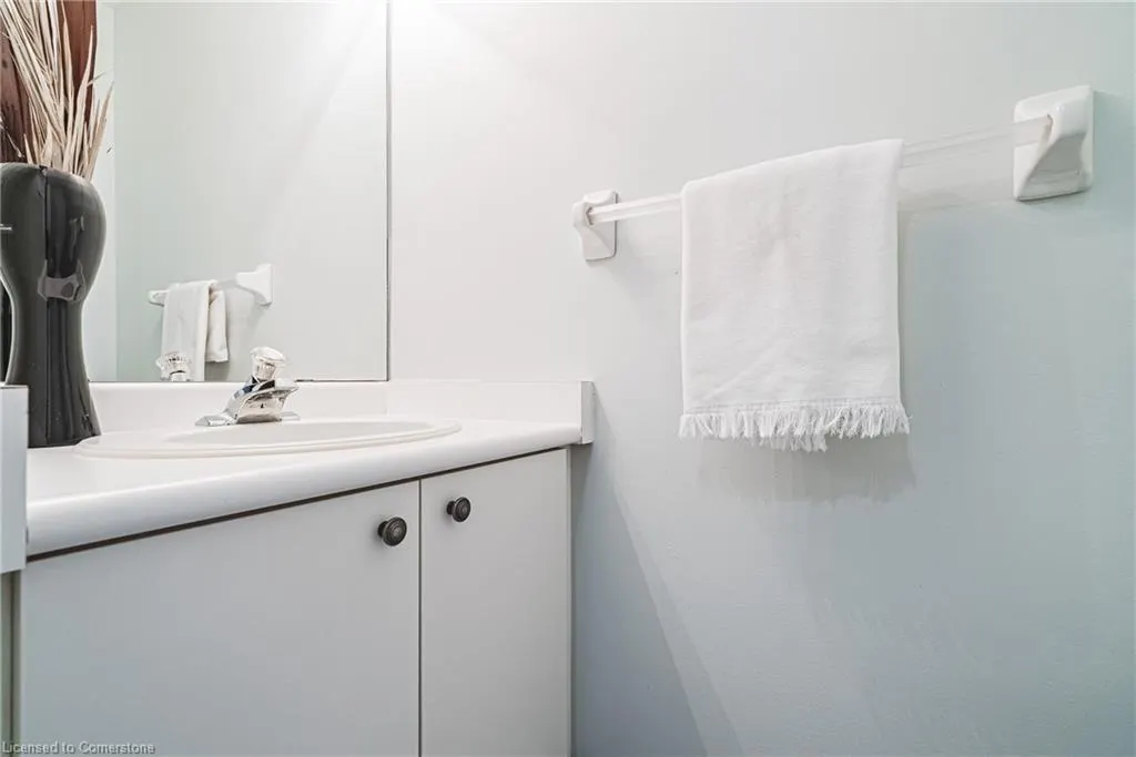 819 Upper Paradise Road, #11