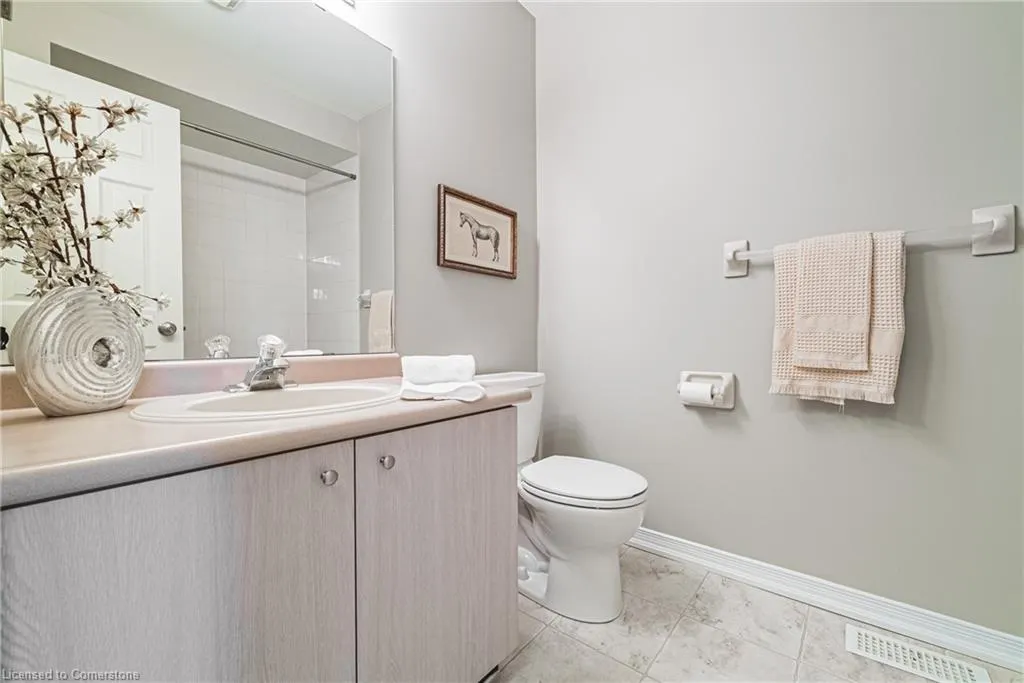 819 Upper Paradise Road, #11