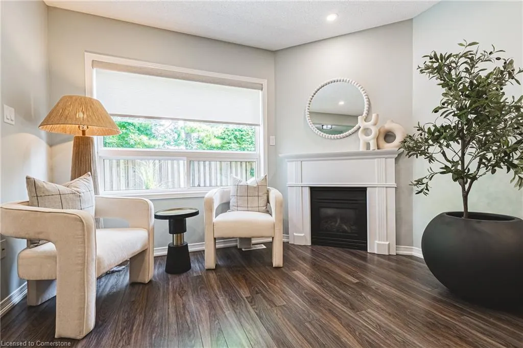 819 Upper Paradise Road, #11