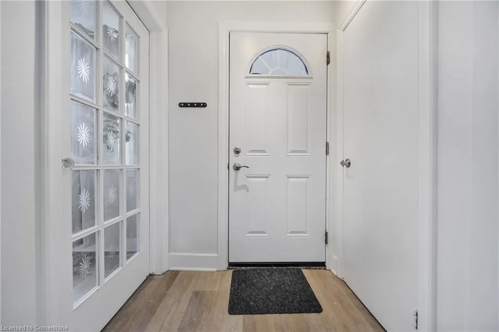 146 Glencarry Avenue, #Upper