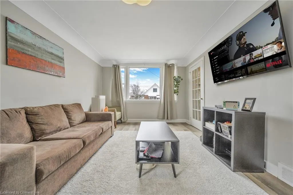 146 Glencarry Avenue, #Upper