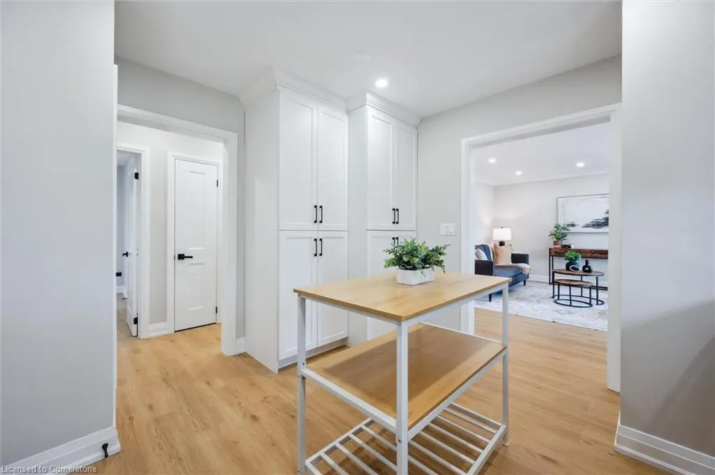 22 Heath Road