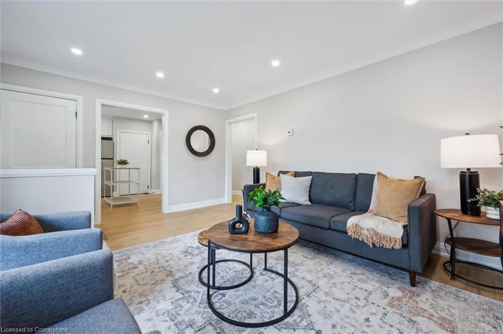 22 Heath Road
