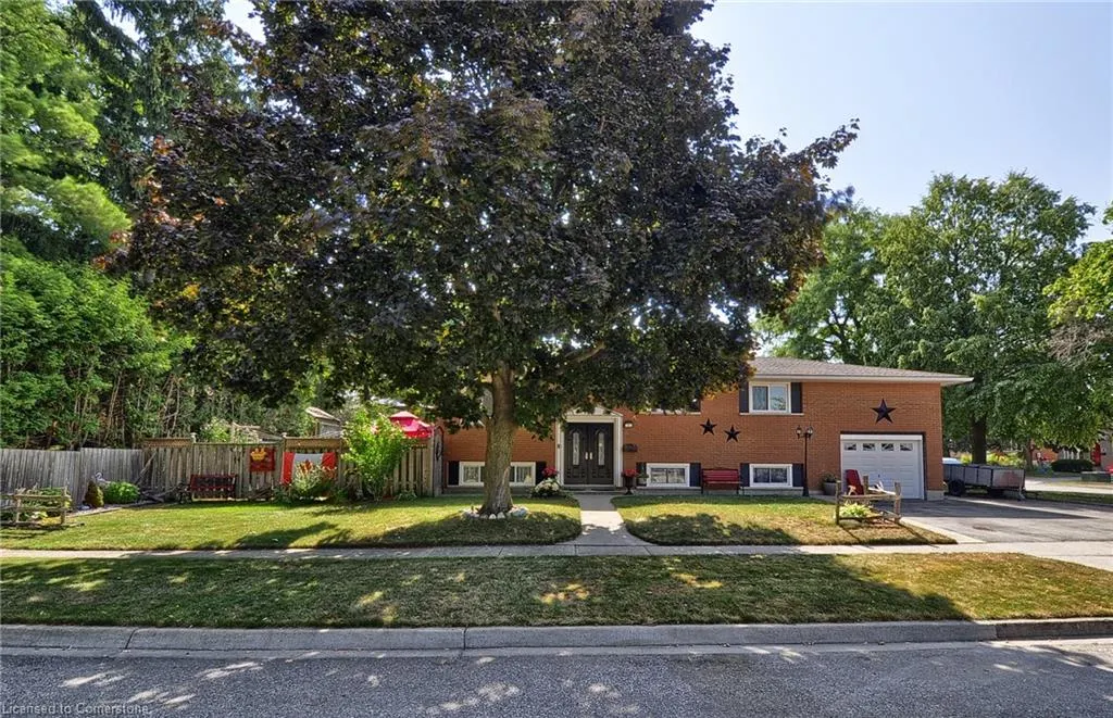 44 Mark Crescent