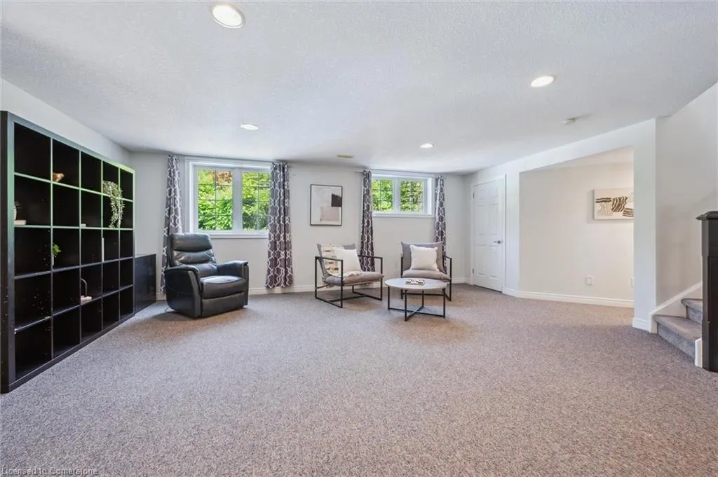 16 Elderberry Court