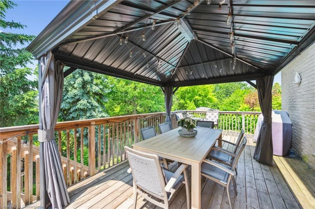 16 Elderberry Court