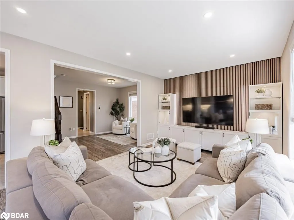 439 Zuest Crescent