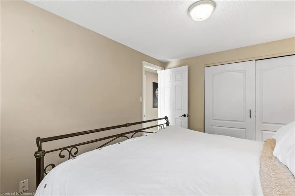 87 Old Carriage Drive