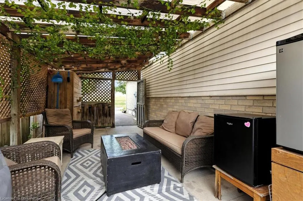 87 Old Carriage Drive