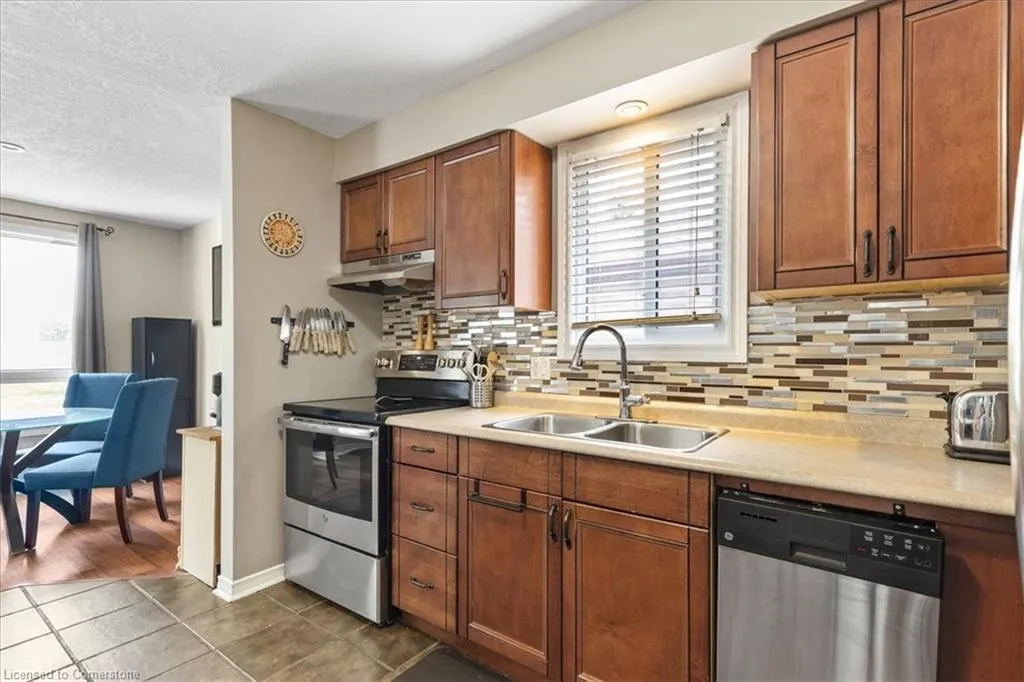 87 Old Carriage Drive