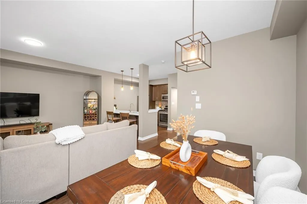 215 Dundas Street E, #29