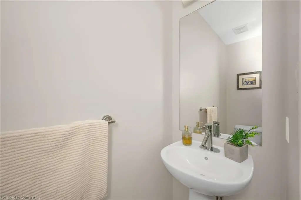 215 Dundas Street E, #29