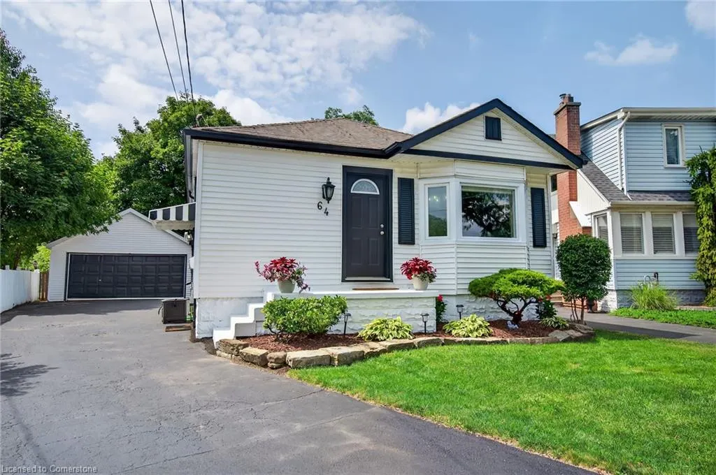 64 Vola Court