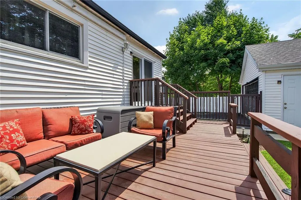 64 Vola Court