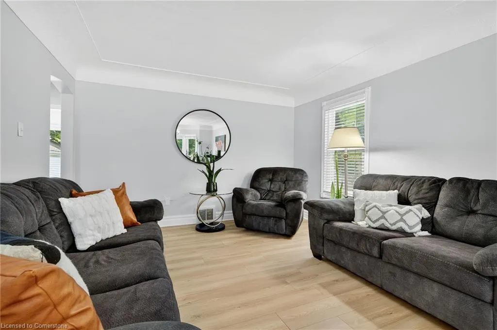 64 Vola Court