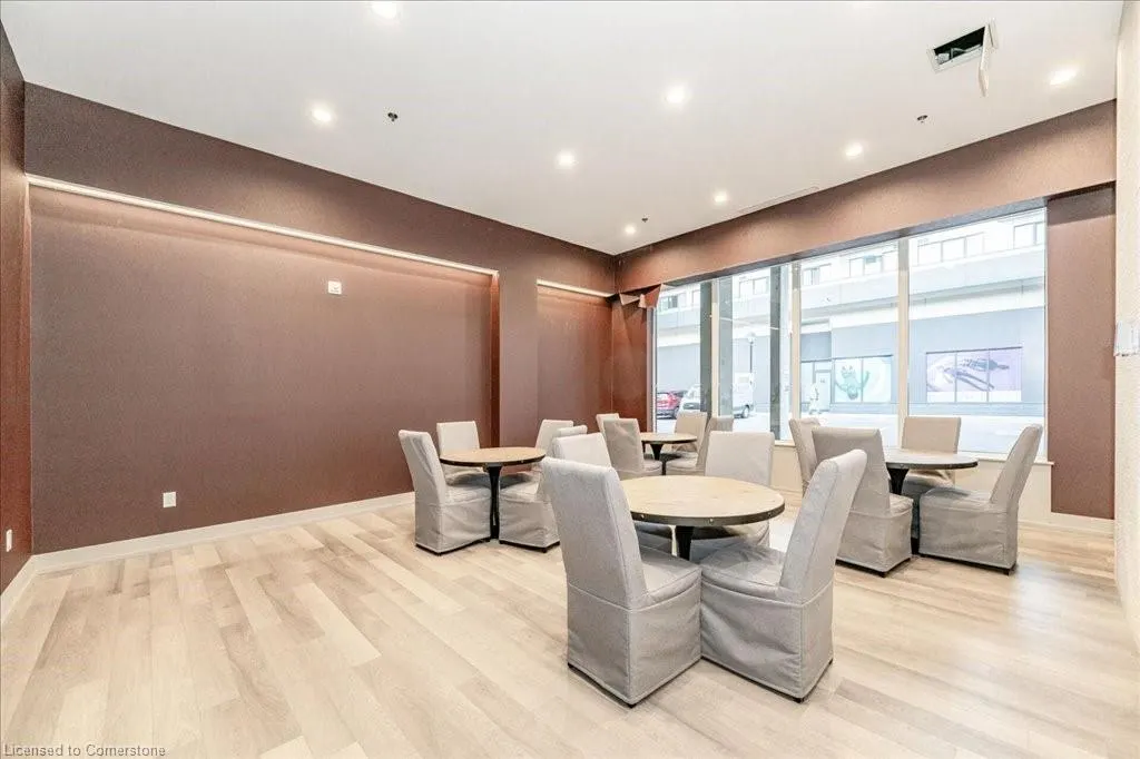 550 North Service Road, #707