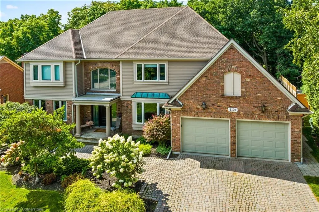 1103 Crofton Way