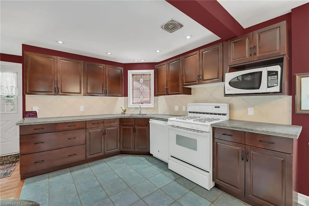 110 Livingston Avenue