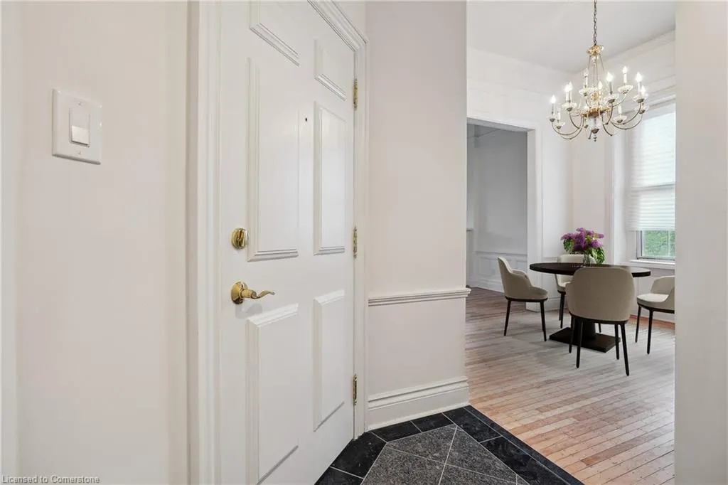 35 Duke Street, #2