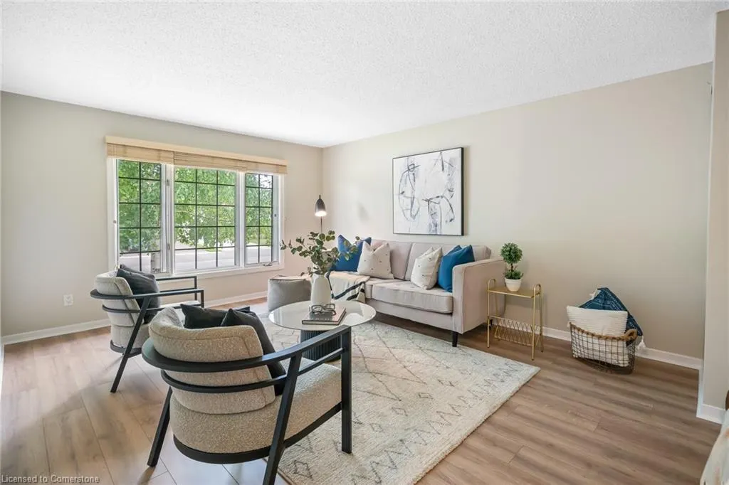 55 Leaside Drive
