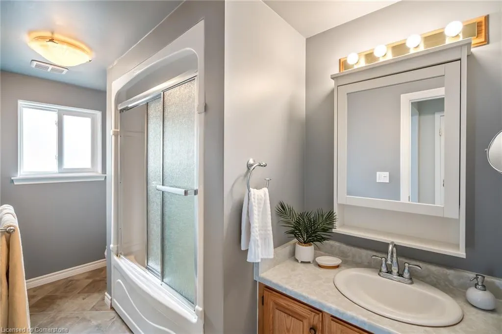 55 Leaside Drive