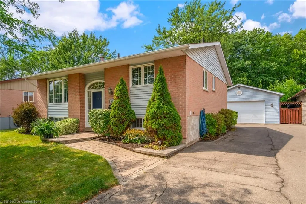 55 Leaside Drive