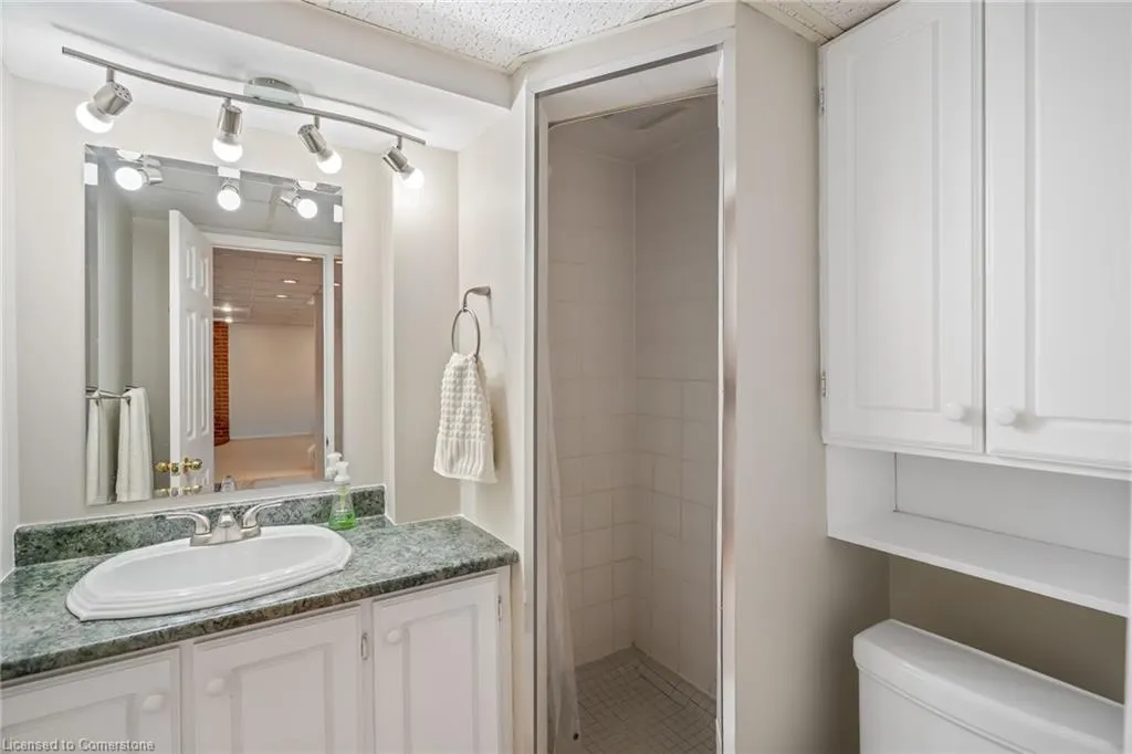 55 Leaside Drive