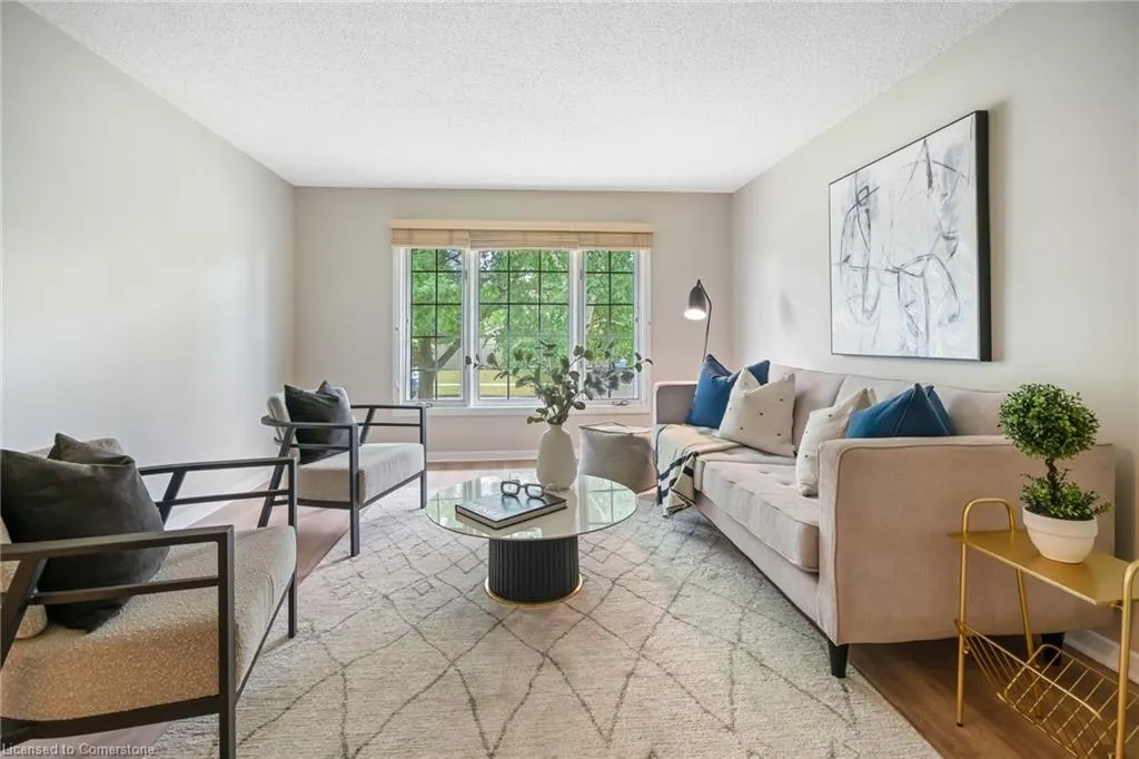 55 Leaside Drive