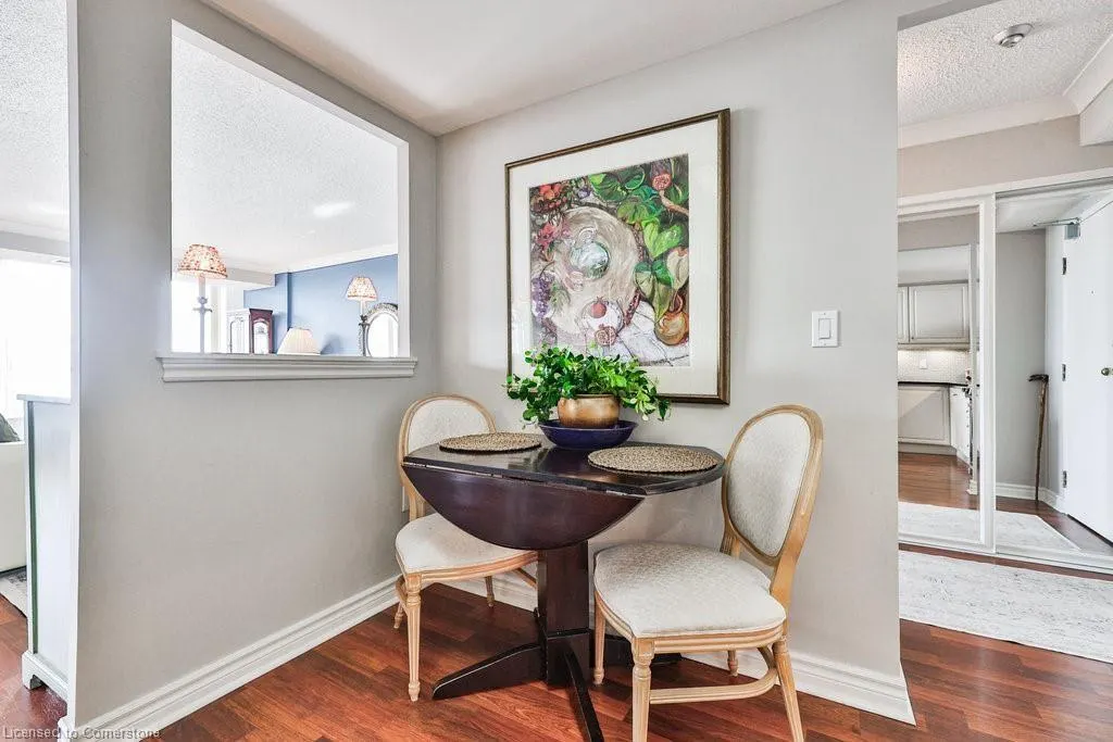 2121 Lakeshore Road, #502