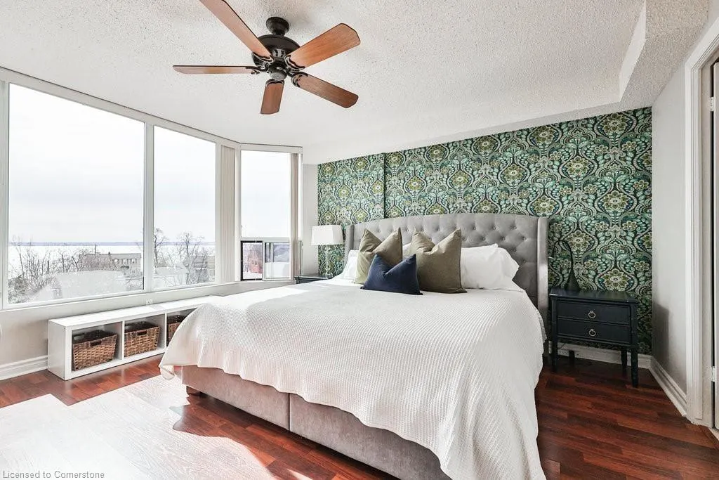 2121 Lakeshore Road, #502