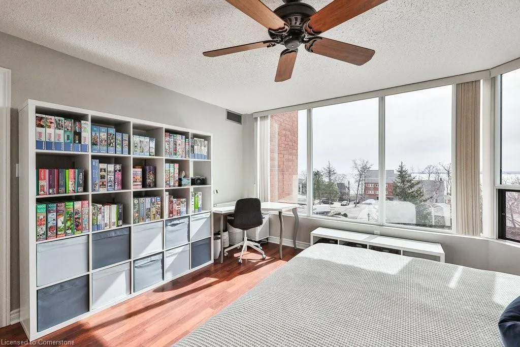 2121 Lakeshore Road, #502