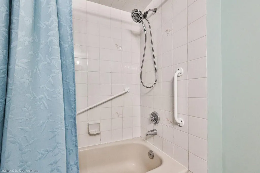 2121 Lakeshore Road, #502
