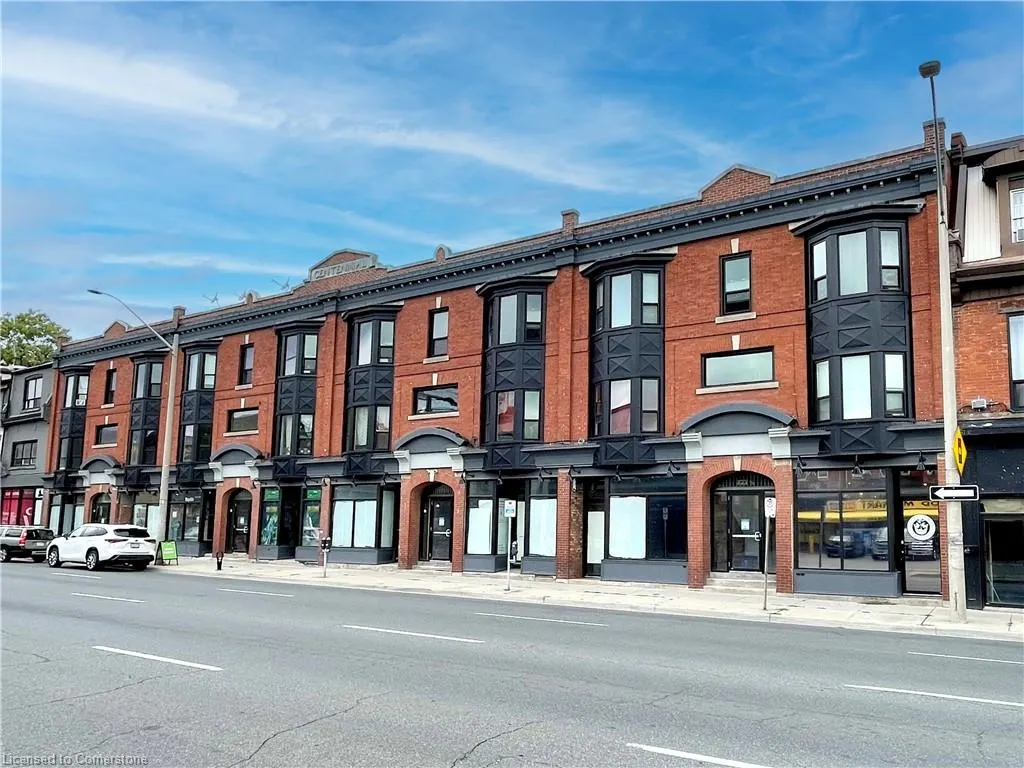 477 King Street E