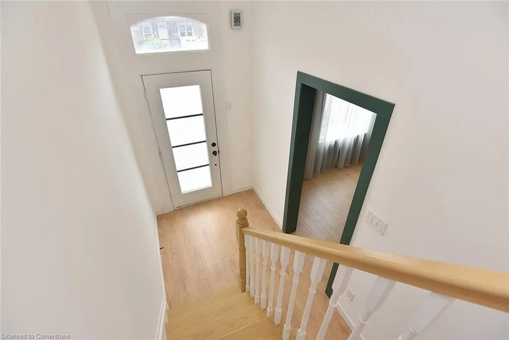 273 Robert Street