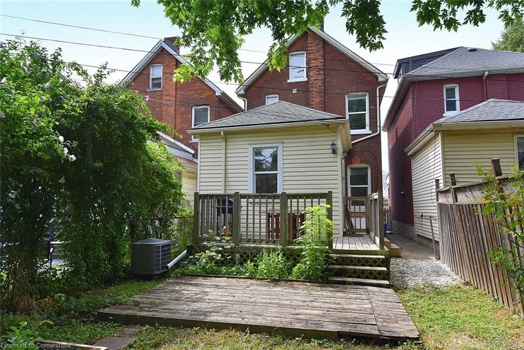 273 Robert Street