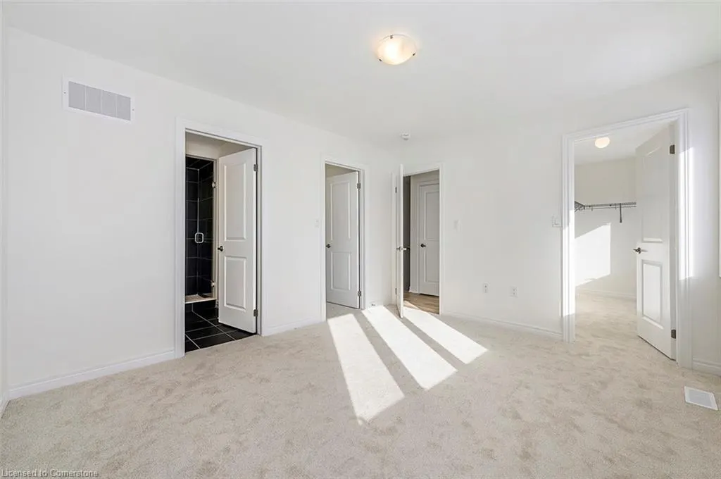 205 Thames Way, #18
