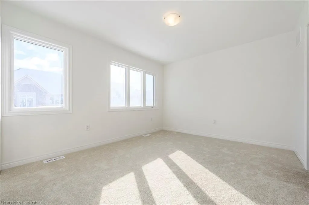 205 Thames Way, #18