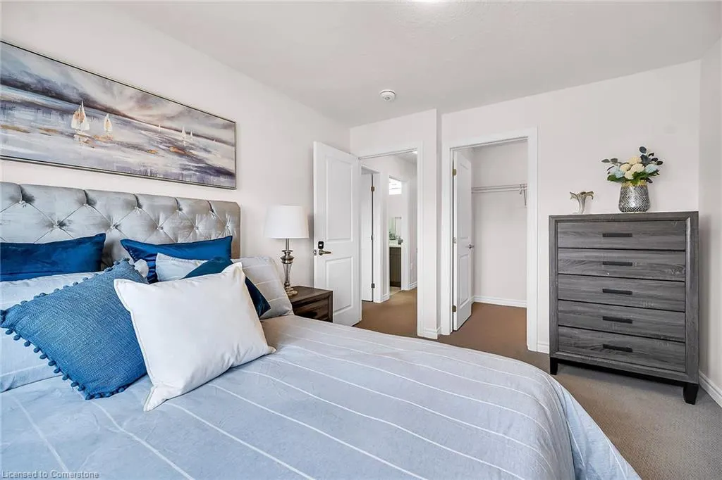 61 Soho Street, #13