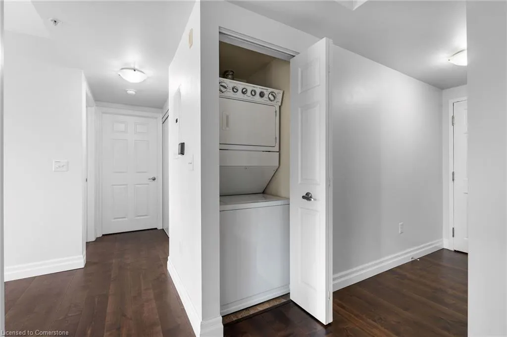 67 Kingsbury Square, #307