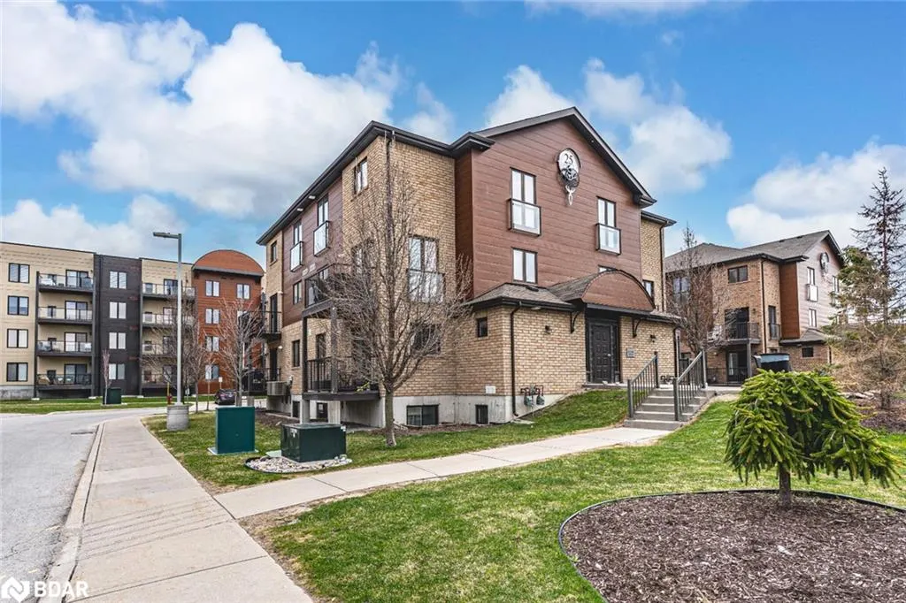 25 Madelaine Drive, #7