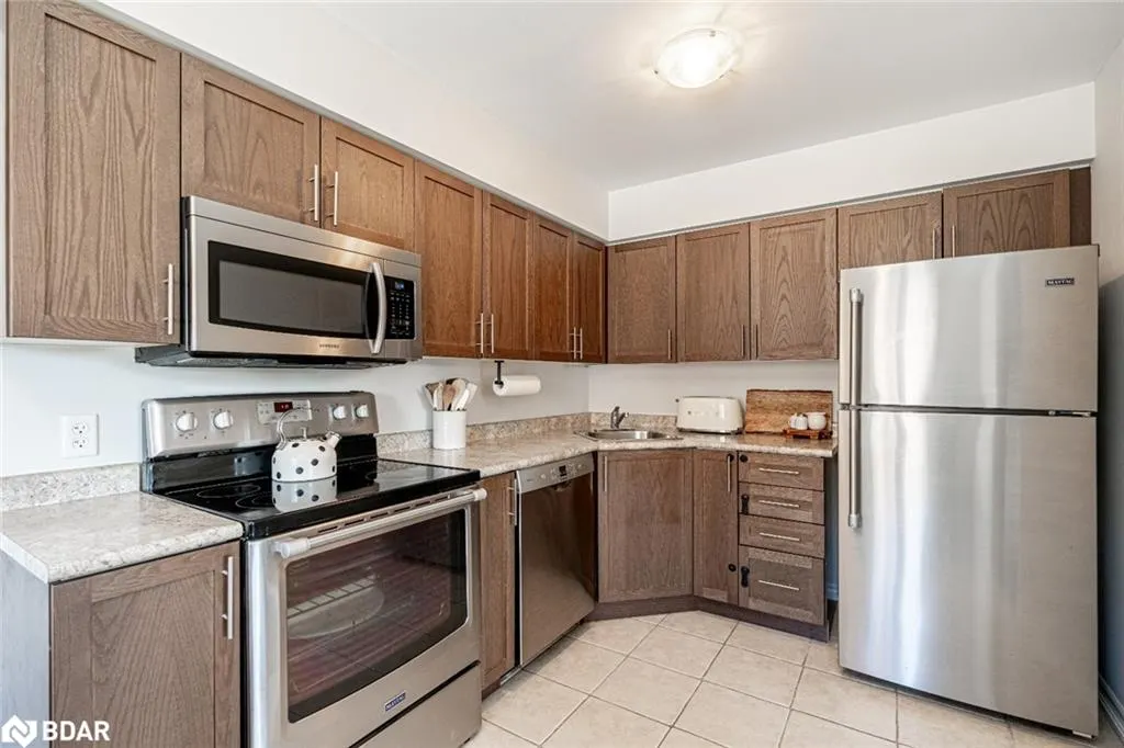 25 Madelaine Drive, #7