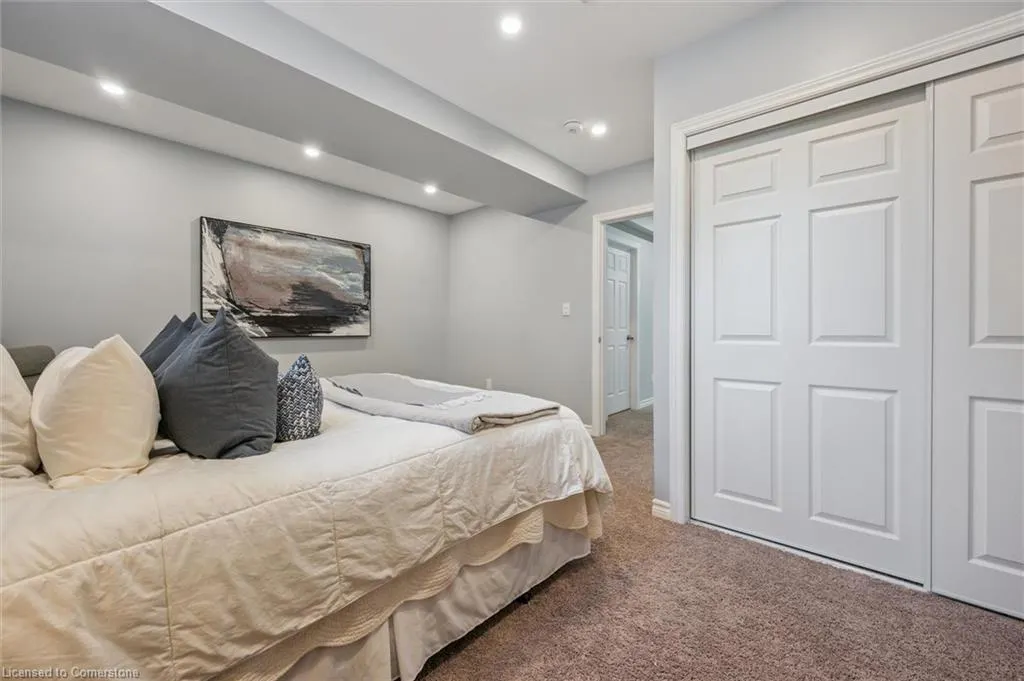 40 Abeles Avenue