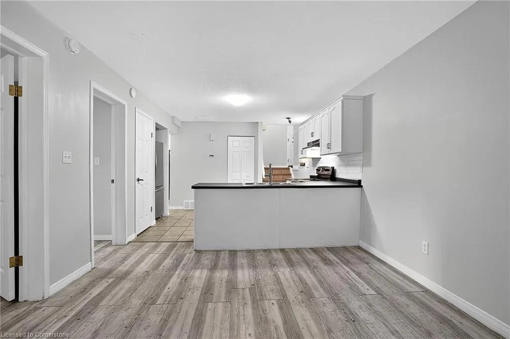 3 Wisteria Court