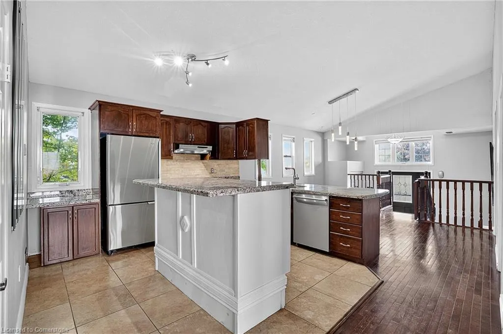3 Wisteria Court