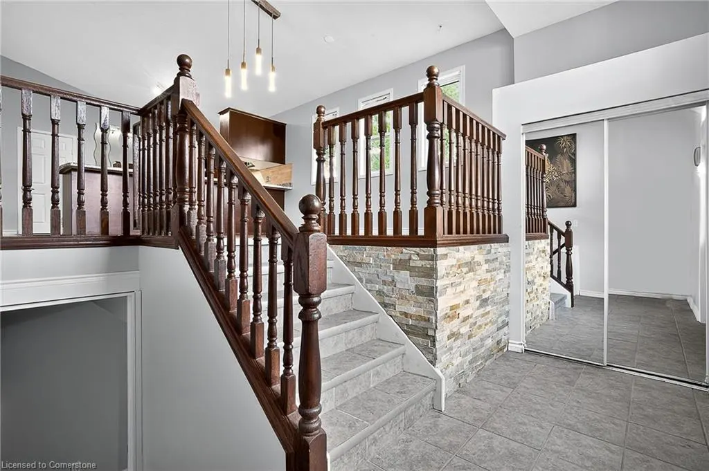 3 Wisteria Court