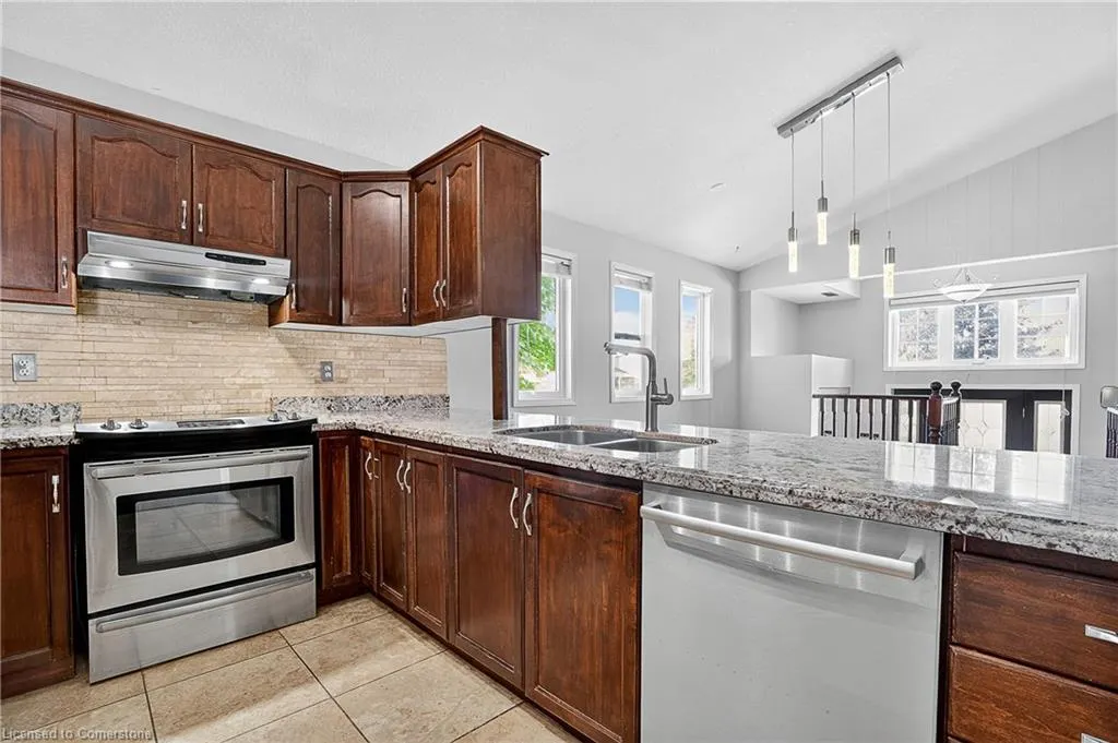 3 Wisteria Court