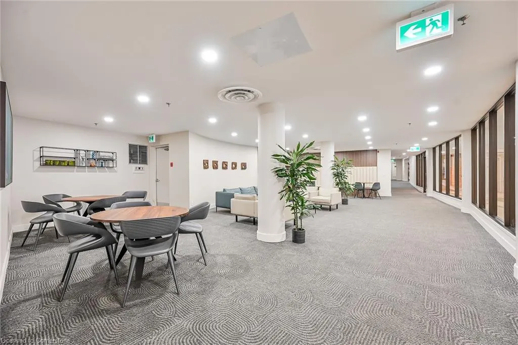 22 Southport Street, #224